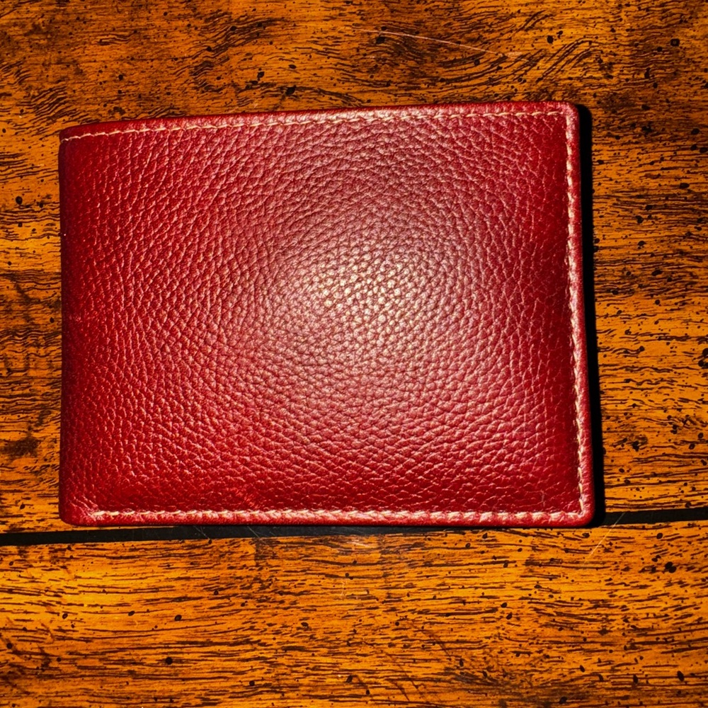 Mundi Red Money Clip with Pebbled Texture